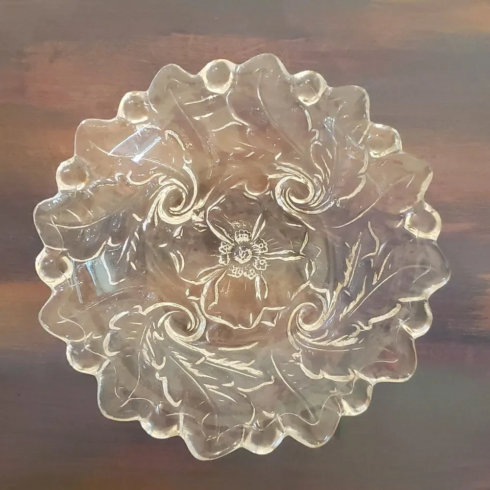 Beautiful Vintage Hibiscus Glass Dessert Plate